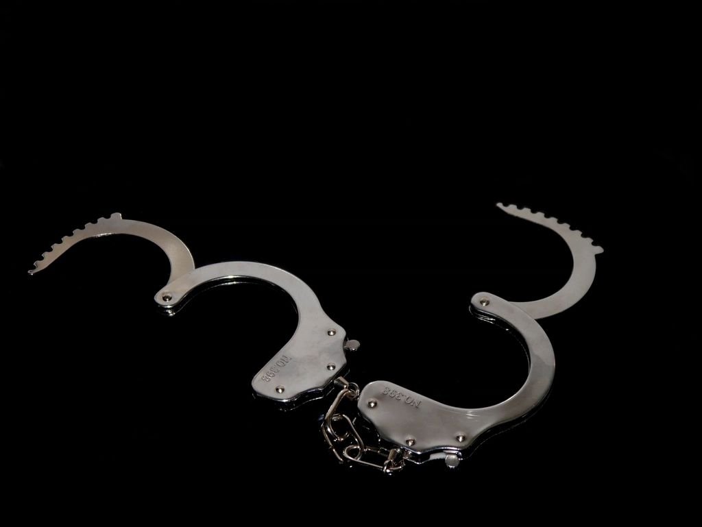 वाराणसी: दशाश्वमेध घाट पर स्विस पर्यटक का 10 लाख का कैमरा छूटा, पुलिस ने दो घंटे में लौटाया